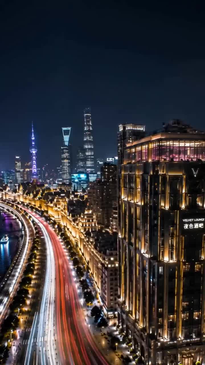 烬夜余温，她装乖他沦陷