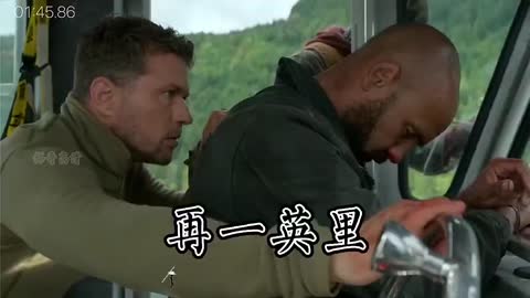 Eine weitere Meile Regie: Adam Davidson Drehbuch: T.J. Brady / John Halavin / Rashid Newson Darsteller: Ryan Phillippe / Emily Hofler / Sarah Canning / Sage Linder / Beverley Elliott / mehr... Genre: Drama / Action / Thriller Produktionsland: USA Sprache: Englisch Veröffentlichungsdatum: 20.02.2026 (USA) Laufzeit: 80 Minuten Auch bekannt als: One Mile – Kapitel 2 Der ehemalige Special-Forces-Soldat Danny wird gezwungen, auf eine abgelegene Insel zurückzukehren. Eine brutale und geheime Organisation hat, aus Rache, seine Tochter Alex entführt und ein Netz aus Fallen gespannt, um eine gnadenlose Jagd gegen ihn zu eröffnen, die auf jede seiner Bewegungen vorbereitet ist. http://duanjufenxiang.ongugu.com/